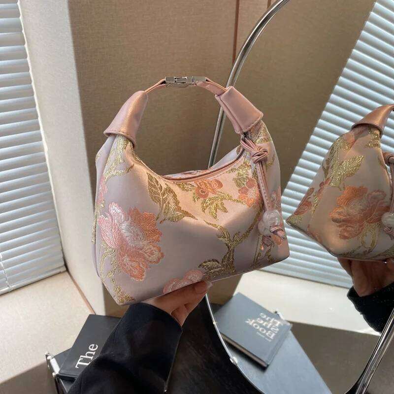 New Chinese Style Embroidered for Women Fashionable and Stylish One Shoulder Crossbody Bag Printed Hand-held Dumpling