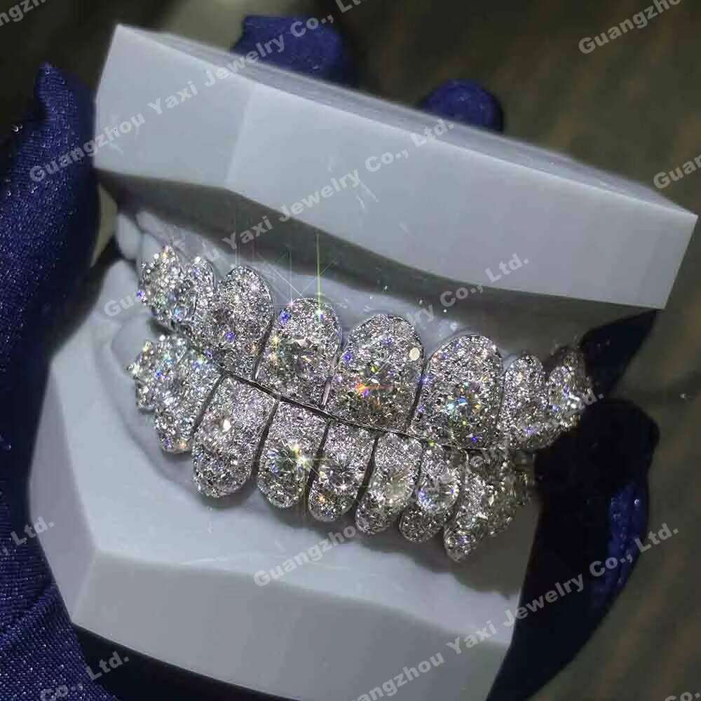 Custom Top Bottom 10 8 6 S925 Silver 10K 14K 18K Solid Gold VVS Flawless Moissanite Lab Diamond Iced Out Teeth Grillz For Men