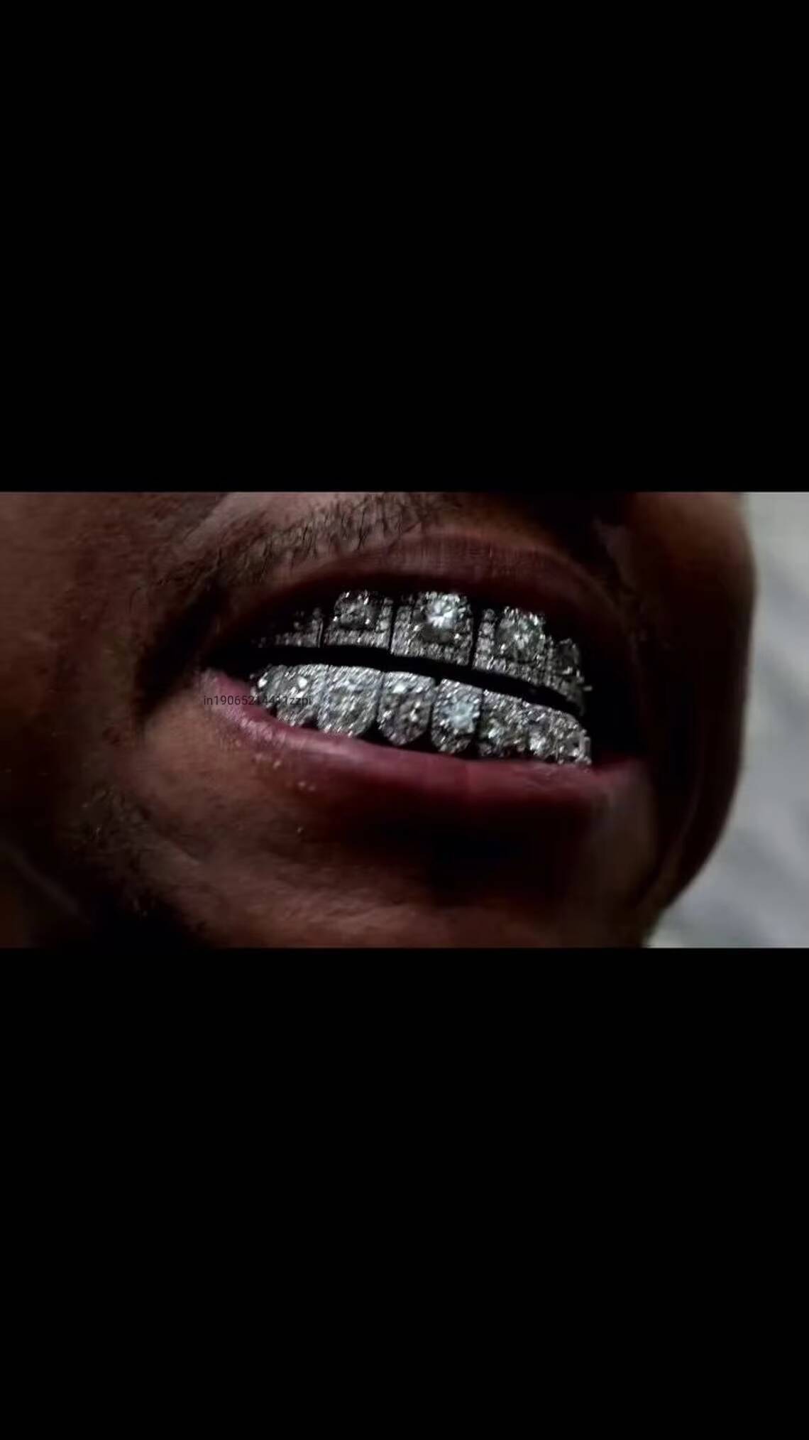 Large Diamond Custom Grillz Big Round Cut Iced Out Teeth VVS1 Simulated Bling Mouthpiece Set for Men with Halo Setting