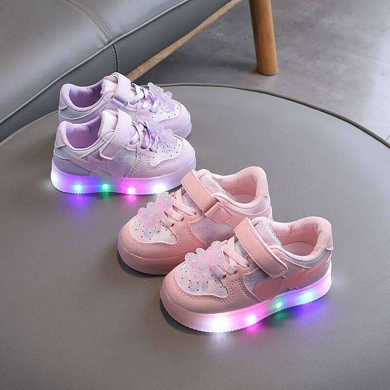 Spring Child Sneaker New Fashion Comfort Versatile Soft Sole LED Light Girl Shoe Cute Anti Slip Exquisite Casual Shoes H260207
