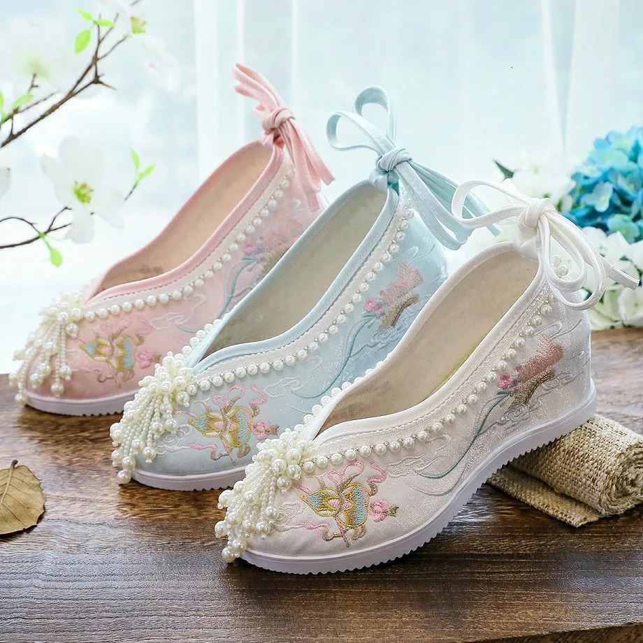 2026 Womens White Blue Pink Floral Hanfu Shoes Chinese Style Pearls Tassel Mary Jane Flat Summer Casual Daily Footwear Q293 260208