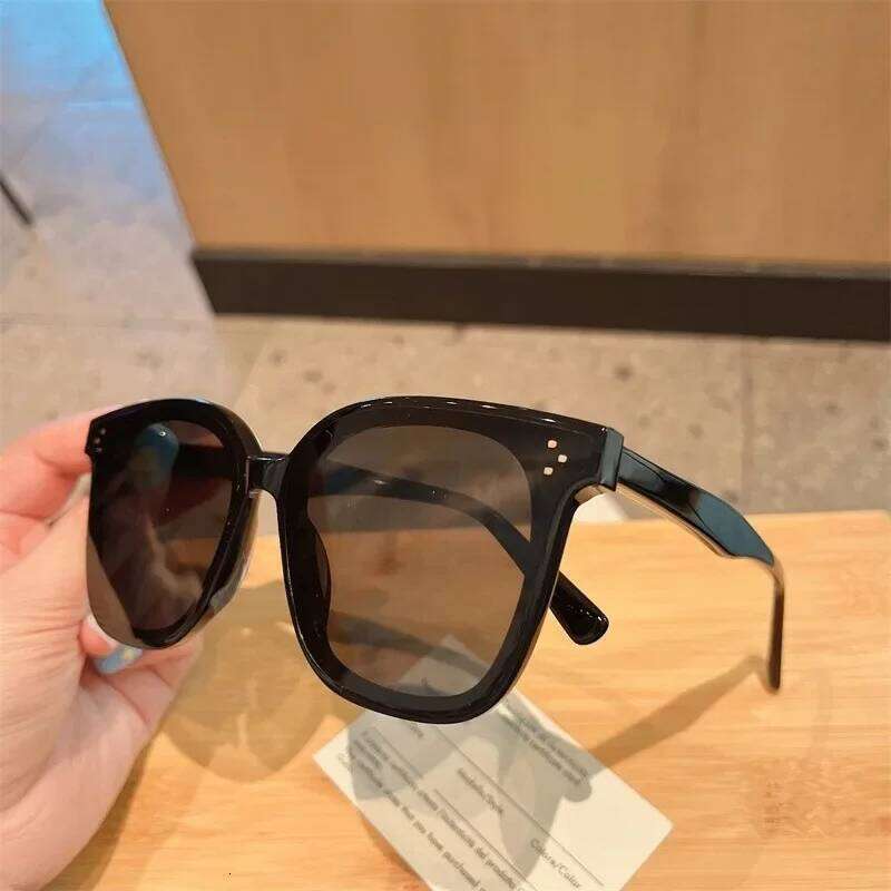 Korean Unisex Fashion for Men Driving Frame Sunglasses Eyewear Y260207