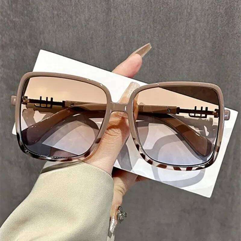 2025 Vintage Square Women's Sunglasses Luxury Designer Sun Glasses Classic Eyeglasses Lady UV400 Big Frame Mirror Oculos De Sol Y260207
