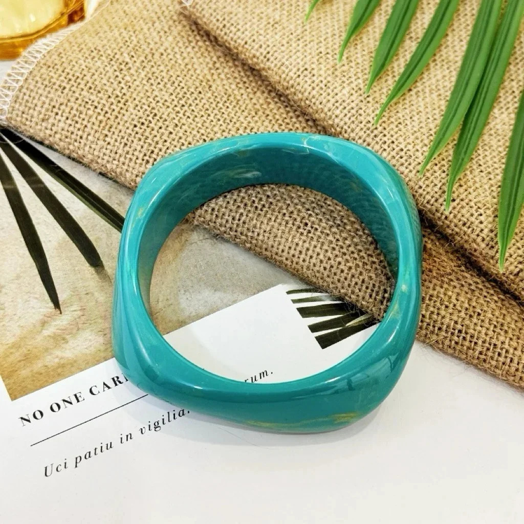 Fashionable and Bold Marble Pattern Acrylic Bracelet for Womens Daily Wear and Parties bangles for women 260120