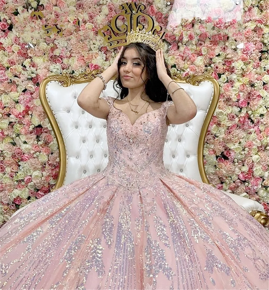 Sparkly Pink Sweet 16 Ball Gown Quinceanera Dresses Beaded Sequins Sleeveless Vestido De 15 Anos Quinceanera N0114