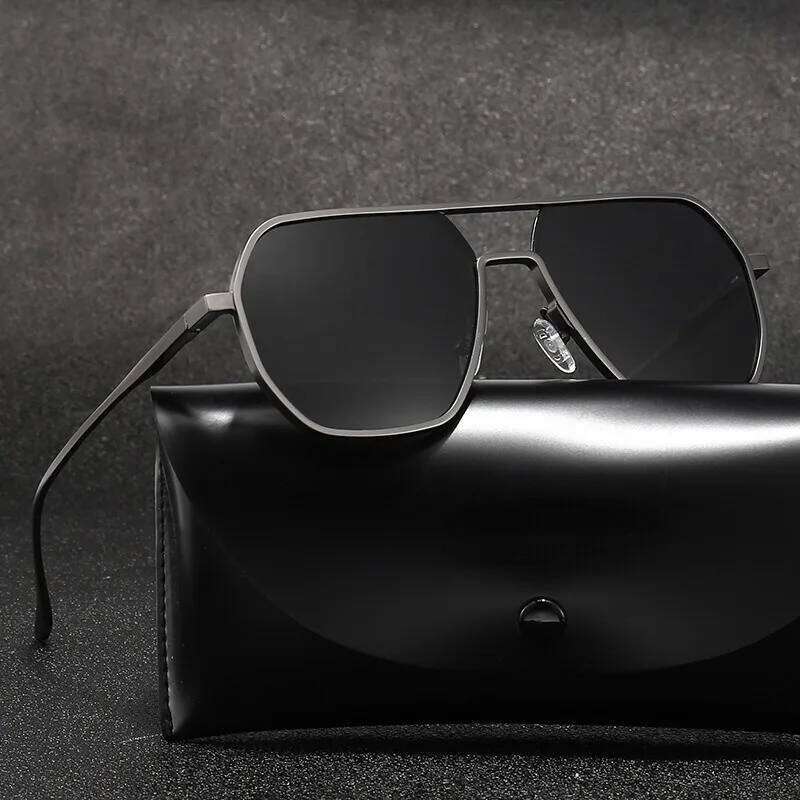 Fashion Photochromic Anti Radiation Eyeglasses For Women/Men Polarized Sunglasses Y260207