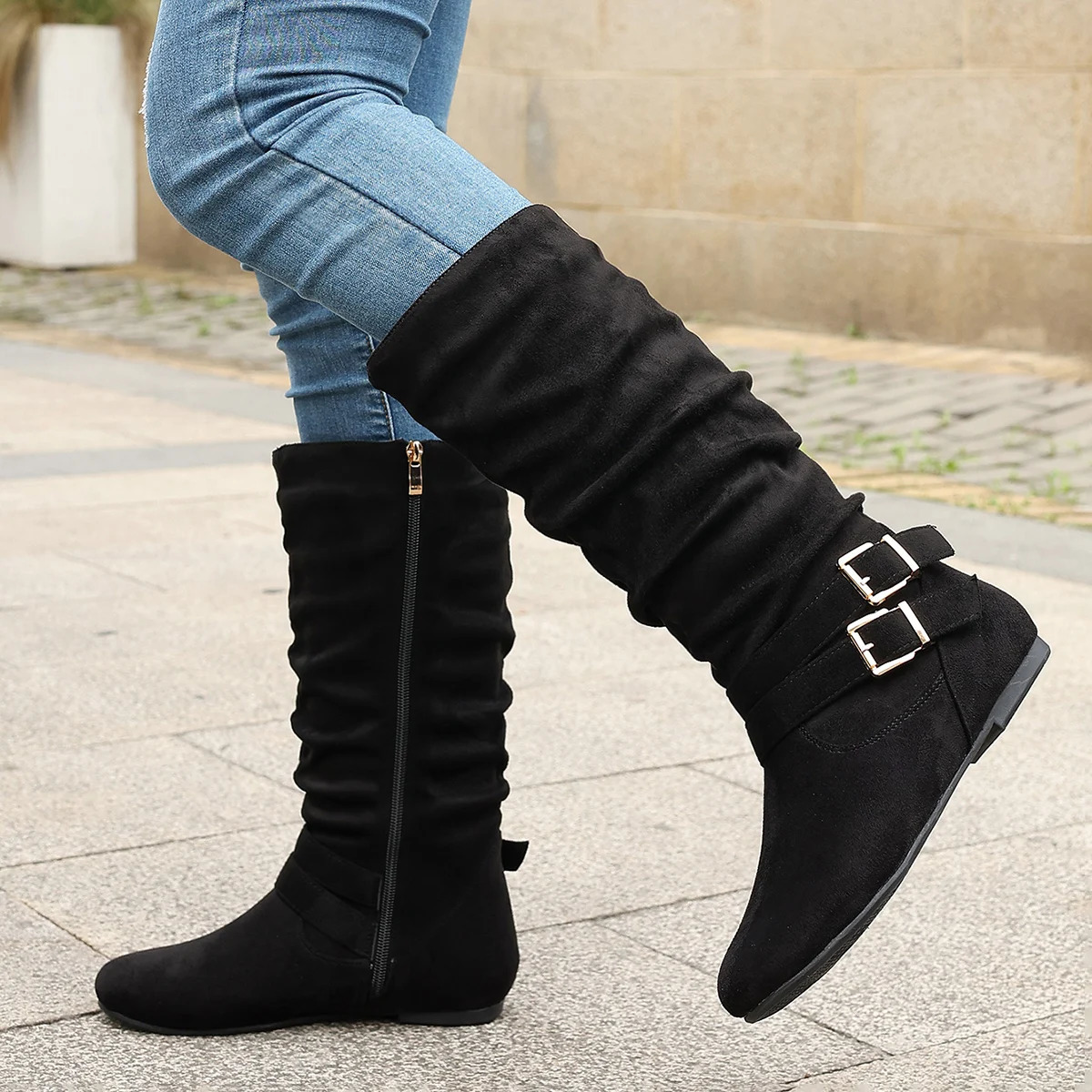 Pleated Europeanstyle flatheeled womens fashion boots with double buckles brown suede side zipper 260208