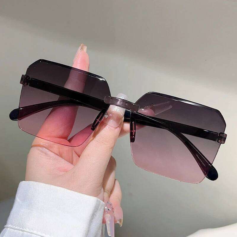 KAMMPT Square Sunglasses Men 2025 New Fashion Vintage Gradient Outdoor Casual Shades Women Trendy Multi-color Decor Sun Glasses Y260207