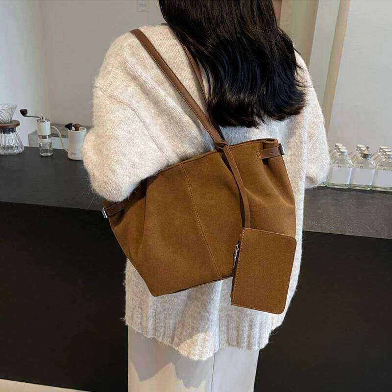 Shoulder for Women Large Suede Totes Lightweight Underarm Bag Casual Shopper Handbag Solid Color Travel Bucket Bags C260207