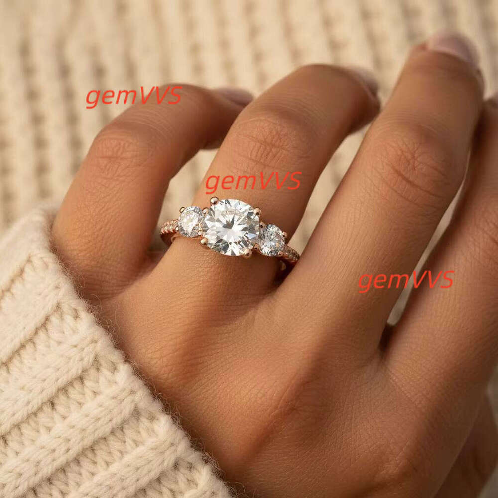 Lab Grown Radiant Cut Diamond Solitaire Ring IGI Certified 10K/14K Gold Luxury Women's Wedding & Engagement Jewelry