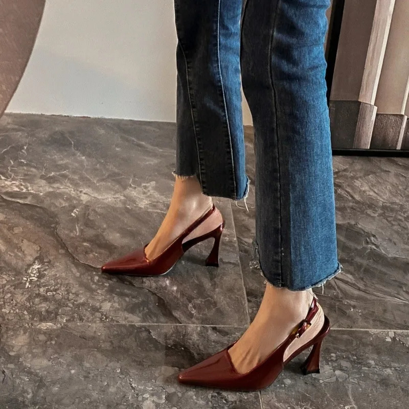 Womens Pumps Sexy Pointe High Heels Sandals Fashion Patent Leather Elegant Temperament Heeled for Women 260208