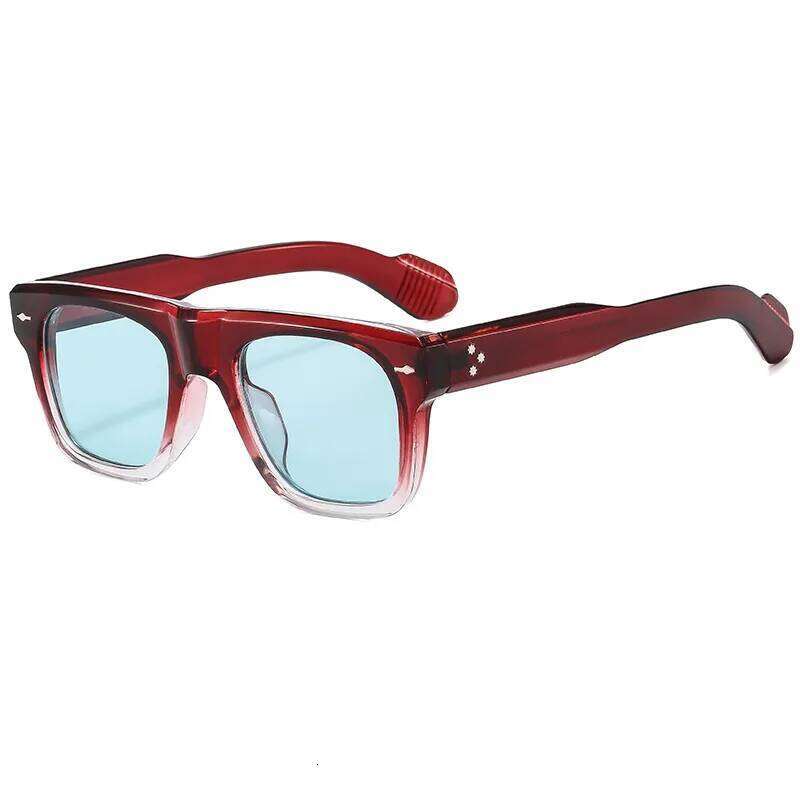 Hot Ins Popular Square Sunglasses Women Men Vintage Rivets Punk Female Shades UV400 Fashion Male Sun Glasses Y260207