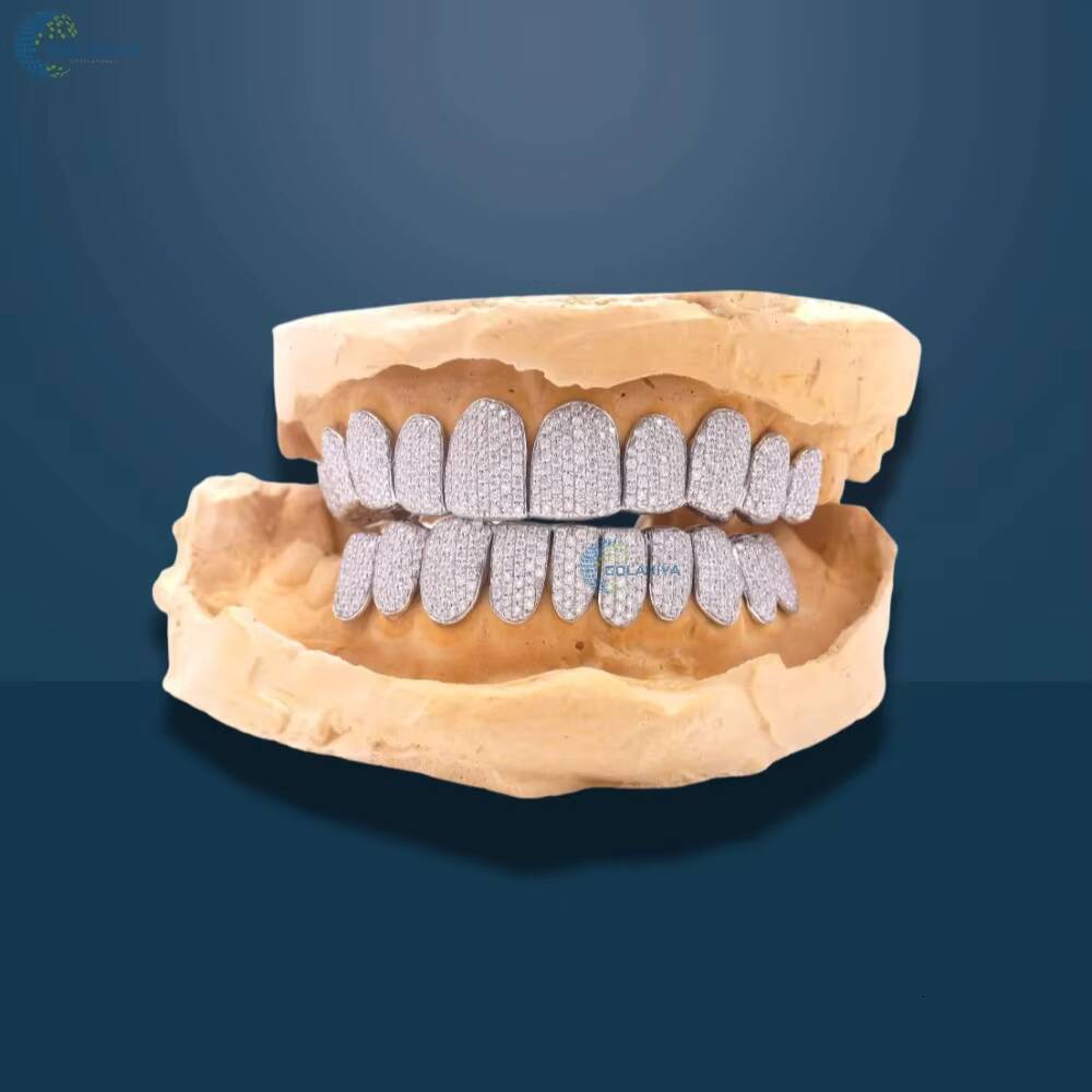 Luxury Iced Out Grillz Custom Top Bottom Moissanite Diamond Teeth Hip Hop Tooth Caps Rapper Style Grillz In 10K White Gold