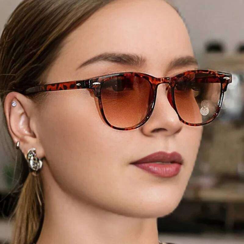 Cycling 2pcs Female High Quality Square Sun Glasses Gradient Lens Sunglasses Luxury Rivet Design Outdoor Driving Eyewear UV400 Y260207