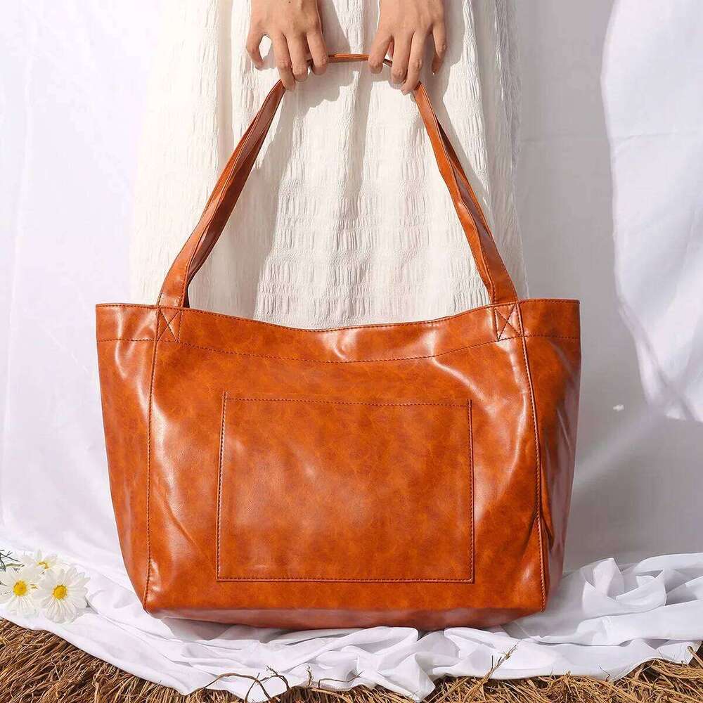 2025 Large Capacity Women's Totes with Big Pocket Soft Bags Vintage Oil Wax Leather Shoulder Bag Fashion Handbag C260207
