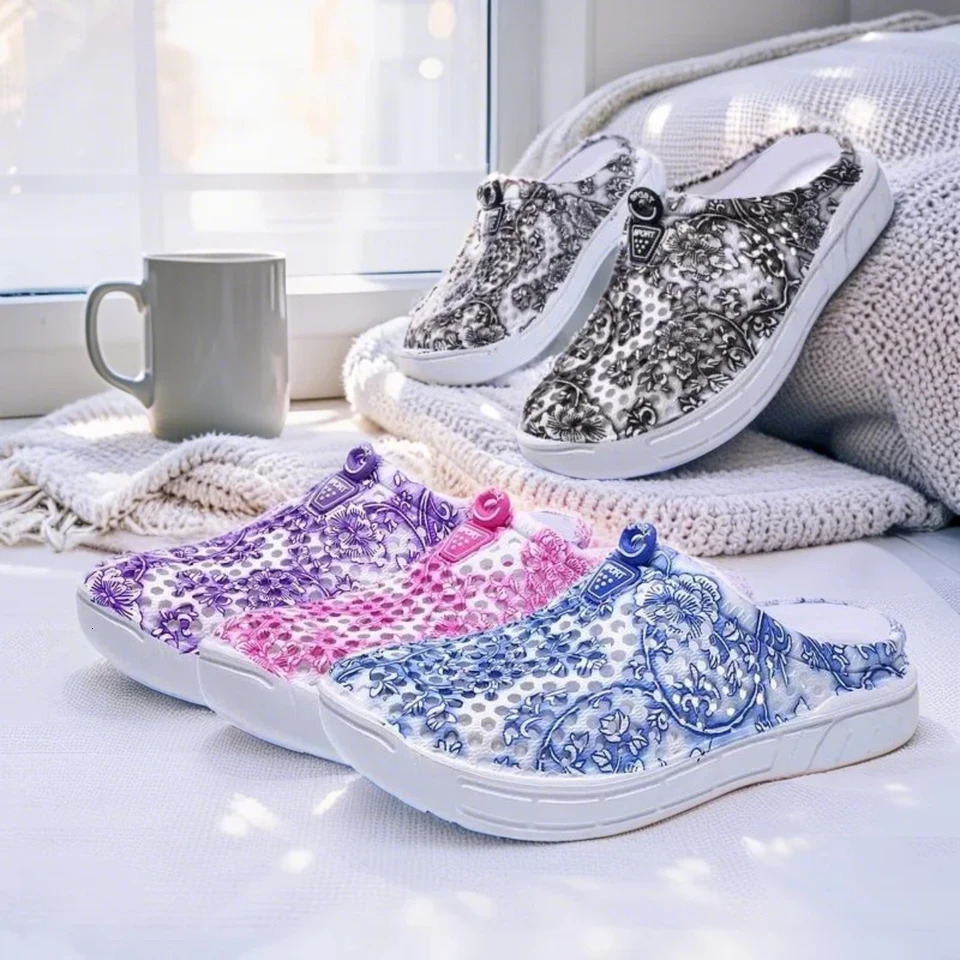 HandPainted Chinese Style Sandals NonSlip Breathable Slippers Couples Fashion Clogs with Oriental Patterns 260208
