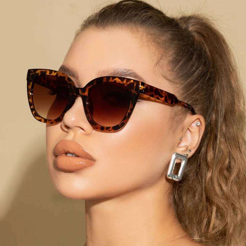 New Women Cat Eye Vintage Sunglasses Brand Designer Retro Gradient Sun Glasses Female Lady Eyeglass Cateye Eyewear Goggles Y260207