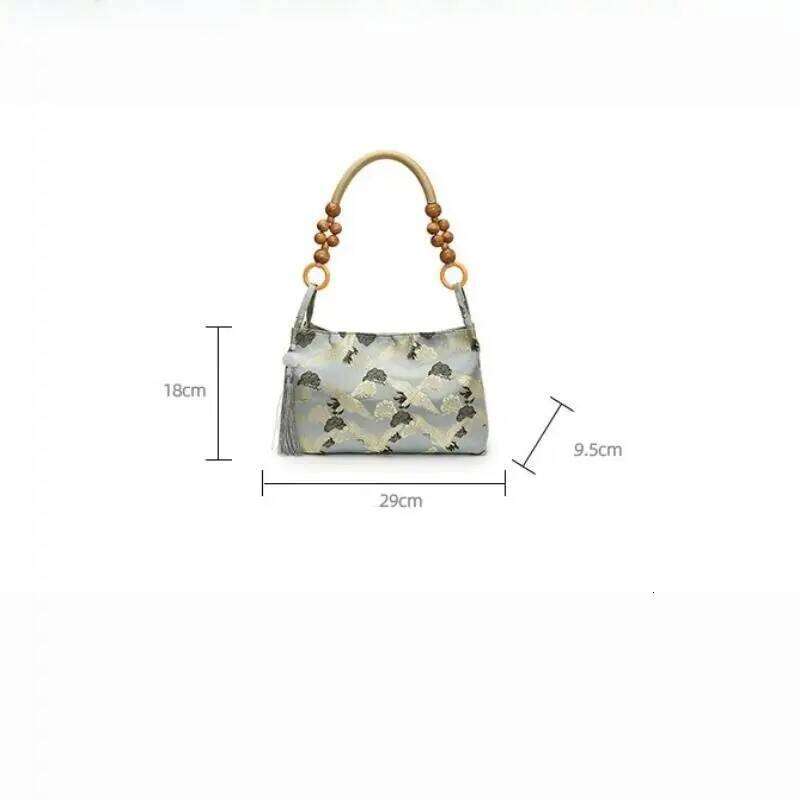 Unique Fashion Chinese Retro Embroidered National Style Shoulder Bags Tassel Decoration New Women's Handbags