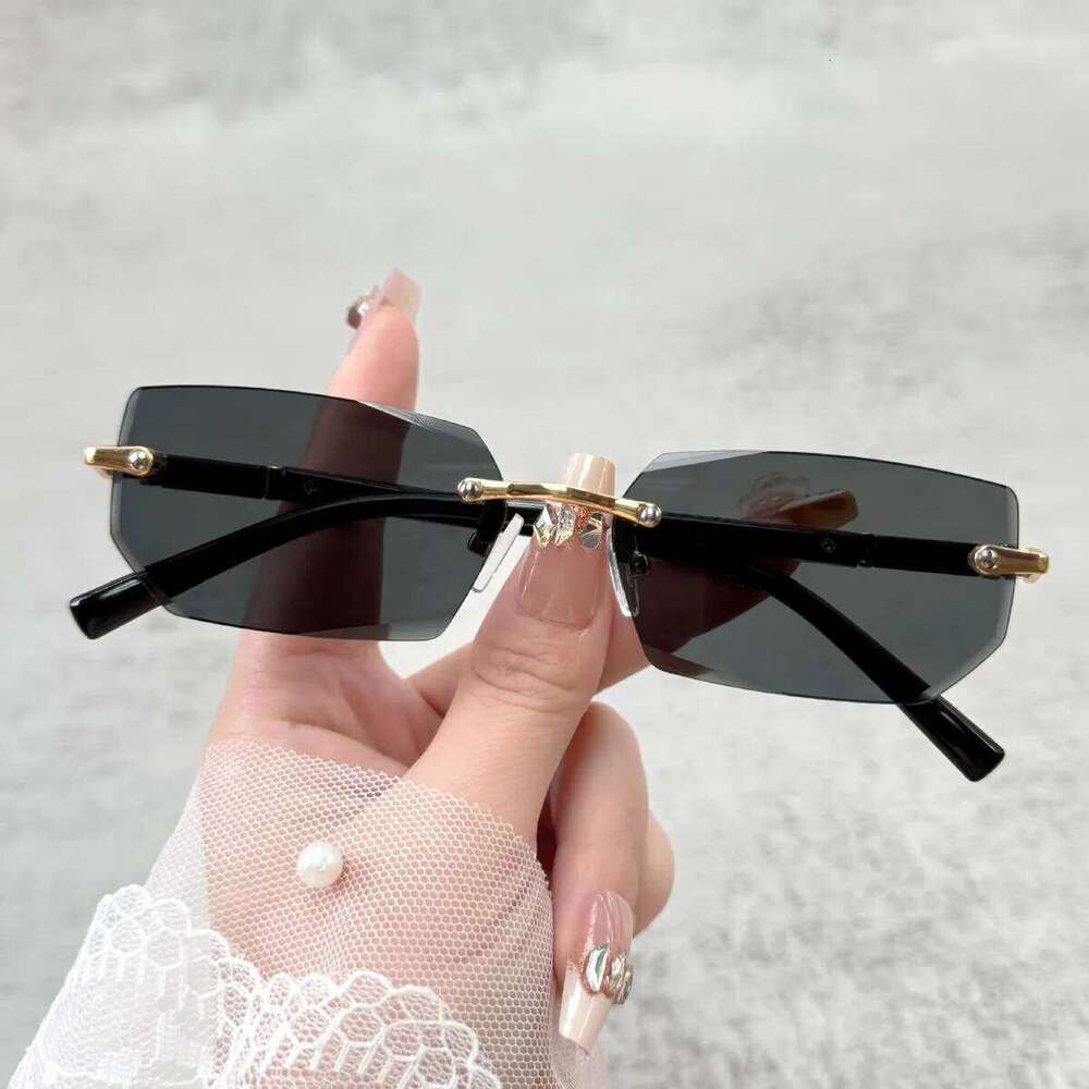 Rimless Sunglasses Rectangle Fashion Women Men Shades Small Square Sun Glasses for Female Male Summer Traveling Oculos Y260207