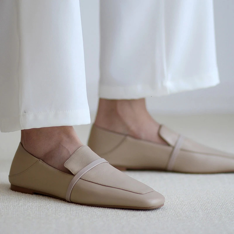 Cow Leather Square Toe Women Flats Casual Loafers Women Shoe Without Heel 2025 Spring Autumn Mules Woman Simple White Shoes 260124