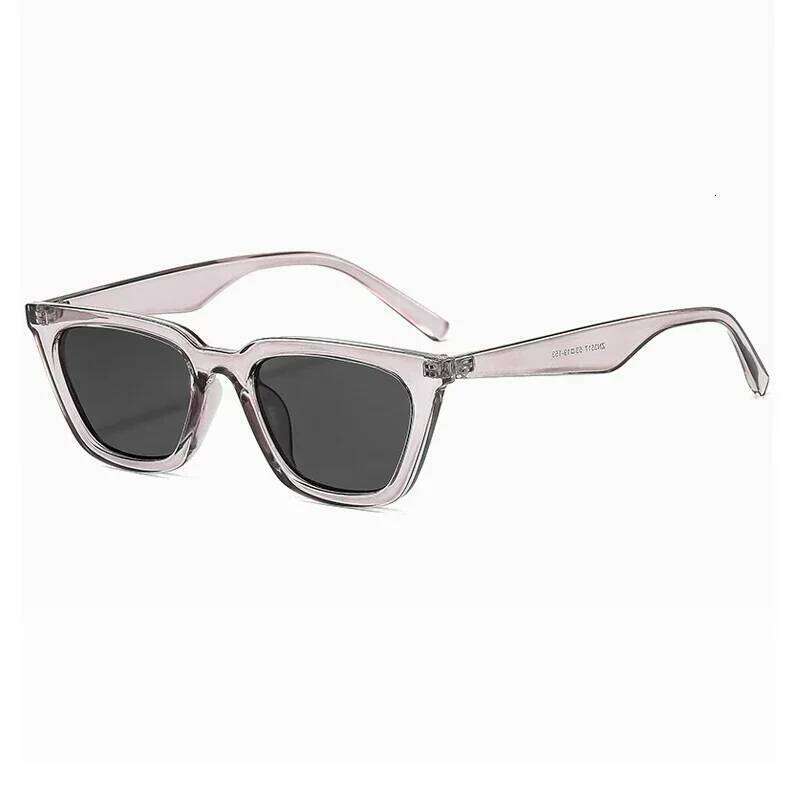 Classic Black Vintage Cat Eye Sunglasses Women Brand Designer Simplicity Elegant Small Frame Sun Glasses Men Trend Eyewear UV400 Y260207