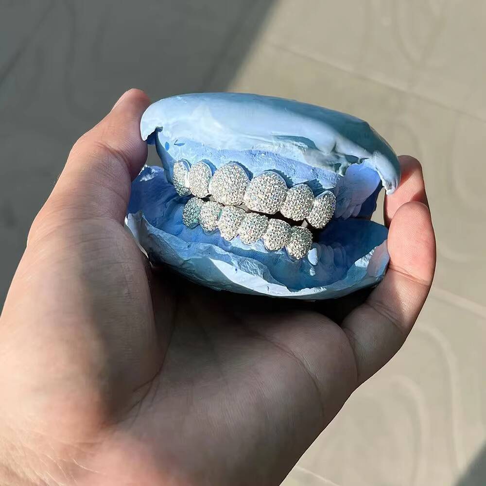 High Quality 925 Silver Teeth Grillz 14k White Gold Custom Iced Hip Hop Brilliant Cut VVS Moissanite Diamond Men Rhodium Plated