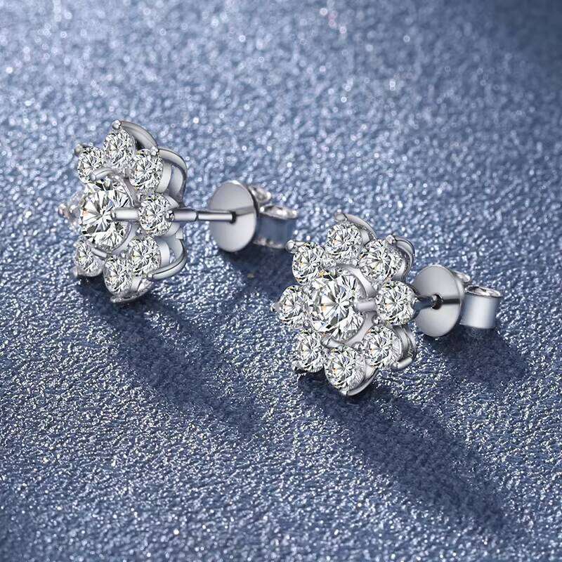 Fashion Jewelry 0.5Ct Flower 925 Silver For Women Vvs D Moissanite Earrings