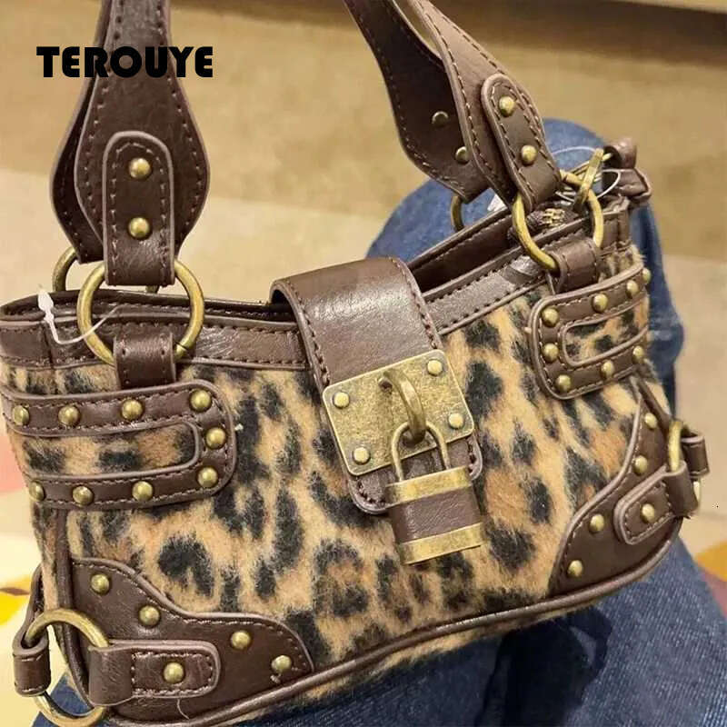Vintage Lock Tote Bagcommuter Crossbody Shoulder Bagmotorcycle Biker Handbagwomen RETRO Sling Bag TEROUYE