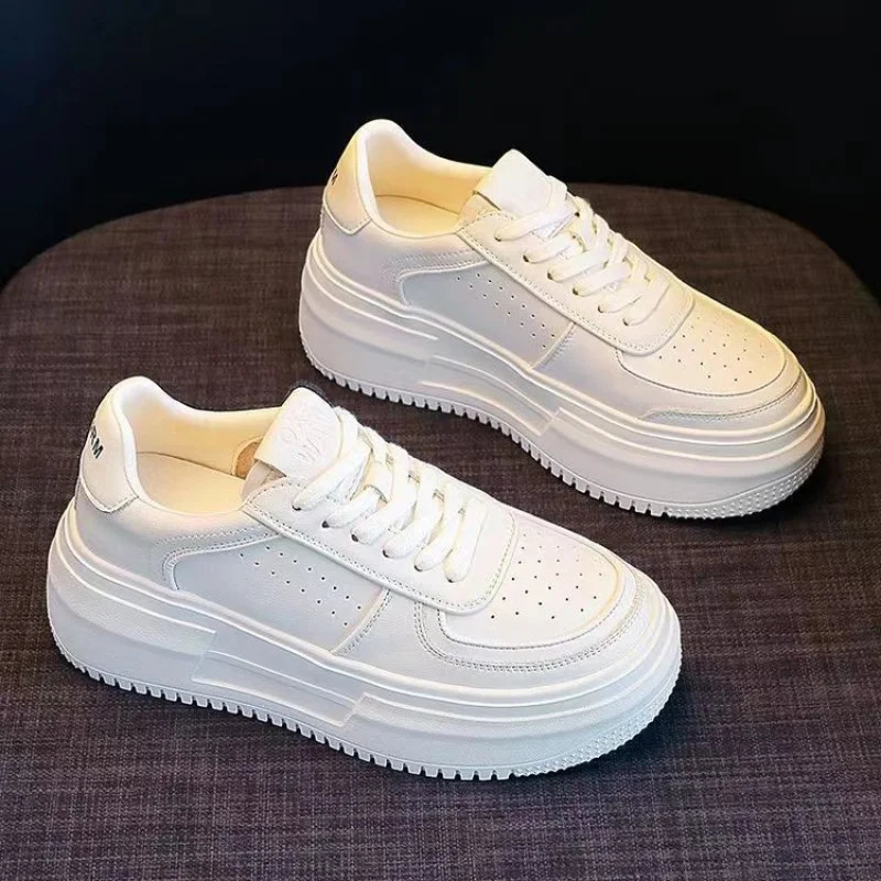 Sophisticatedly Trendy ed y sole Sneakers Perfect for Elevating Fashion forward Appearances 260208