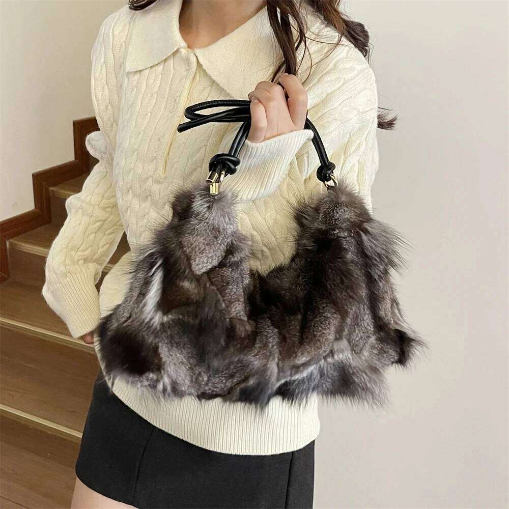 Winter Women's Fashion Handbag Ladies Purses Women Shoulder Bag Real Silver Fox Fur Messenger Bags C260207