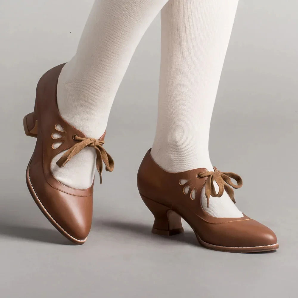 European and American Hollow Out High Heel Shoes for Women Lace Up Large Casual Shoes Women Shoes Zapatos De Mujer 260202