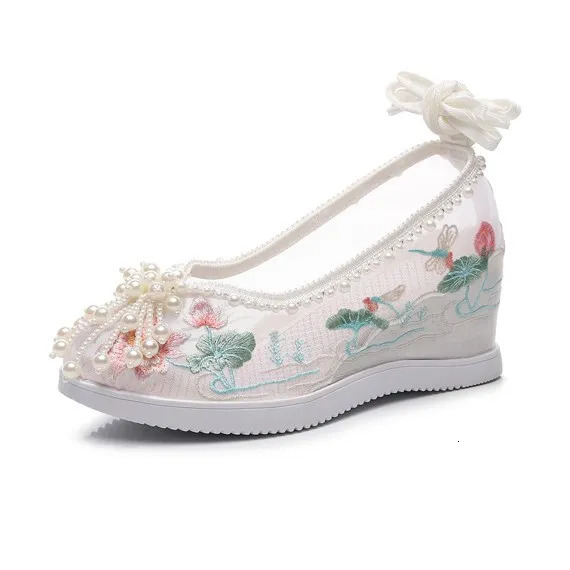 2026 Womens White Blue Lotus Hanfu Shoes Chinese Style Pearls Tassel Summer Breathable Q284 260208