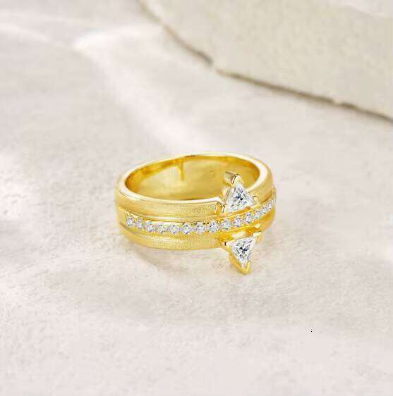 Bestselling S925 Silver Moissanite Ring For Women, Euro-American Light Luxury Minimalist Style.