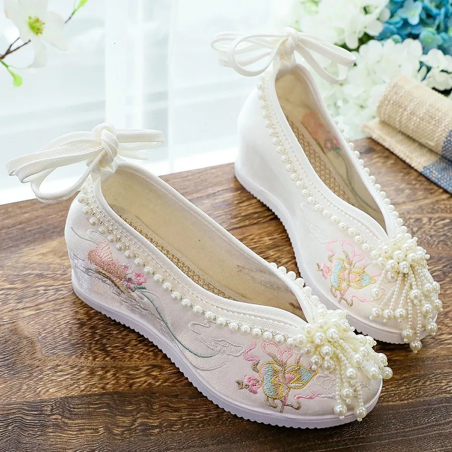 2026 Womens White Blue Pink Floral Hanfu Shoes Chinese Style Pearls Tassel Mary Jane Flat Summer Casual Daily Footwear Q293 260208