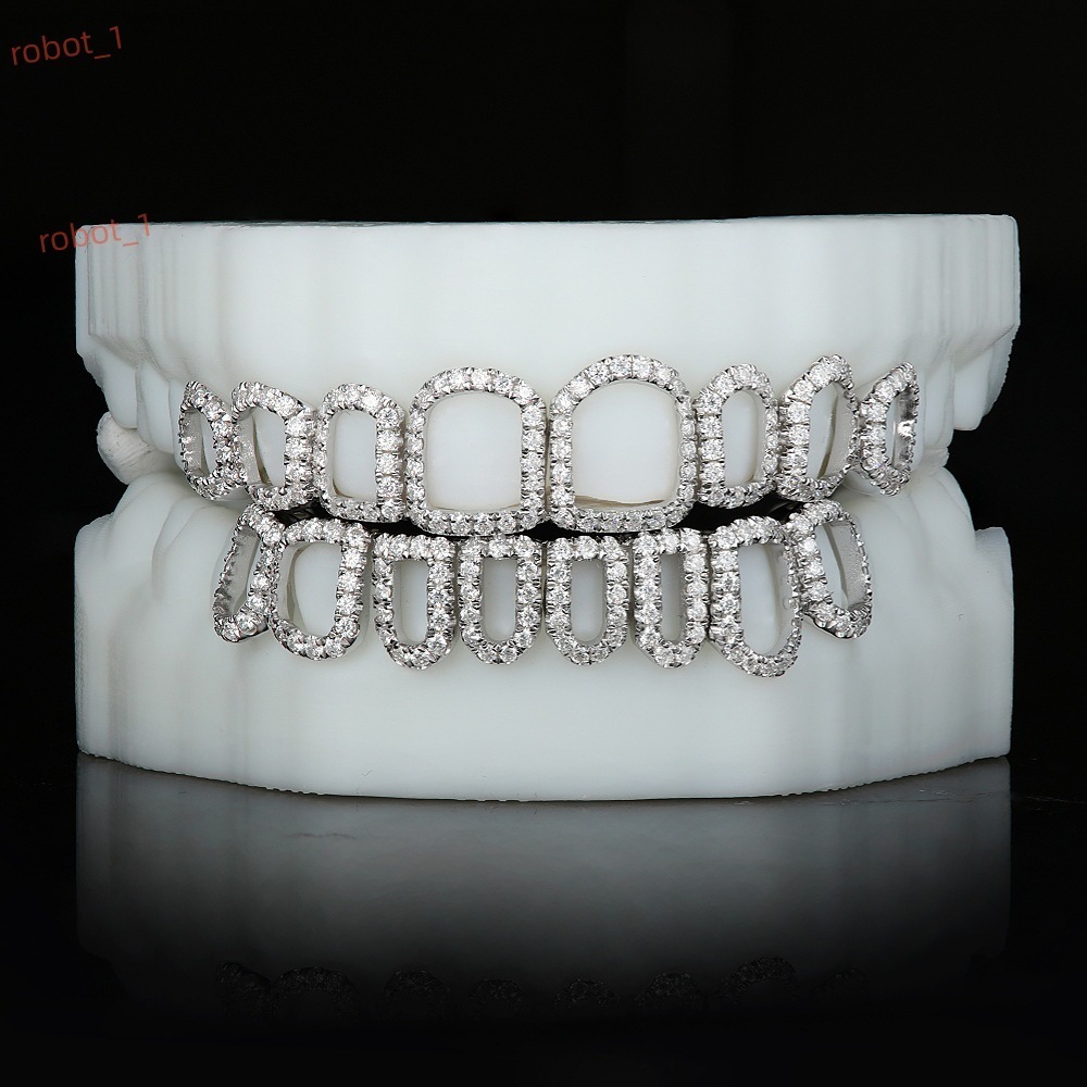 Custom Made Iced Out 925 Sterling Silver 18K Gold Plated Diamonds Open Face Grills VVS Moissanite Gold Dental Teeth Grillz