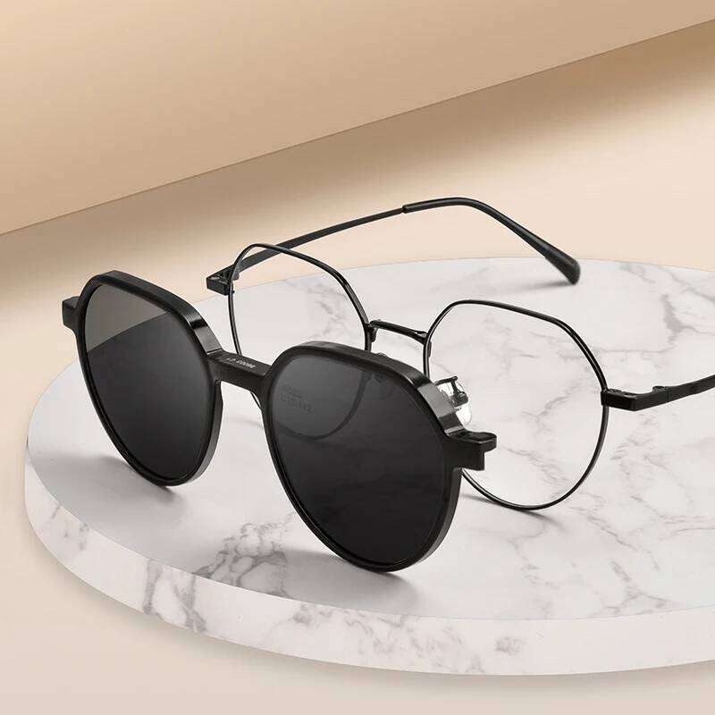 Trendy Polarized Clip On Sunglasses Titanium Alloy Glasses Frame Women Optical Round Sunshades Eyewear Y260207