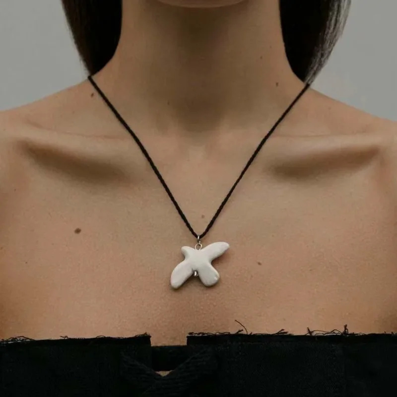 2025 Fashion White Peace Pendant Necklace for Women Vintage Metal Geometric Round Ear Hoop Jewelry Girls Gift 260124