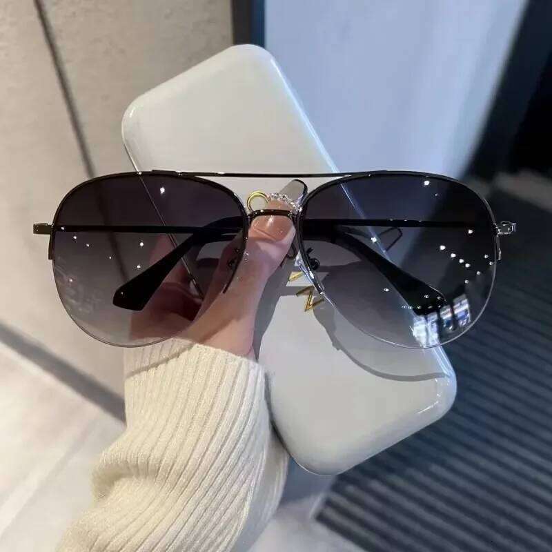 2024 New Fashion Gradient Lens Pilot Sunglasses Vintage Cycling Driving Shades Sun Glasses Unisex UV400 Protection Eyewear Y260207