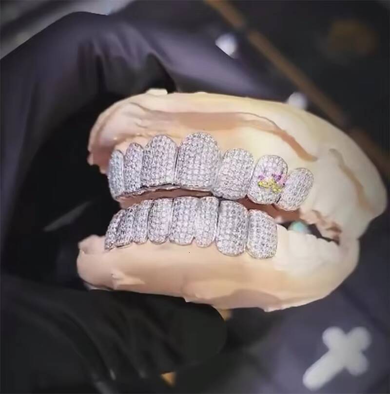 Fashion Jewelry Custom Grillz Vvs Moissanite Teeth Grillz With Round Baguette Brilliant Cut Hip Hop Diamond Grillz