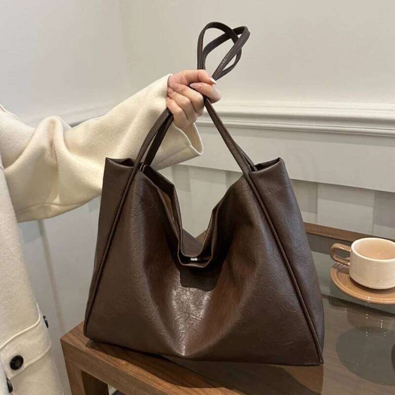 Faionable Large Capaci Soft Leather Casual Commuter Women's Tote Single oulder Bag Trendy Versatile Commuting Handbag C260207