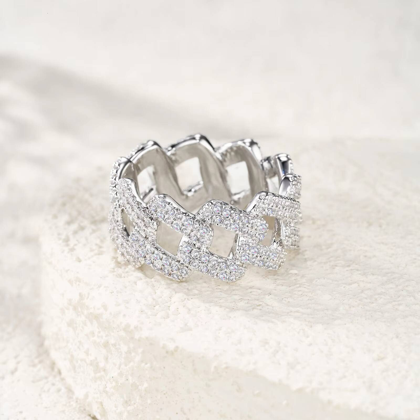Hip Hop Iced Out Full Paved D Color VVS Moissanite Round Brilliant Cut CNAS Certified Ring S925 Silver Plated 18K Gold Men Women