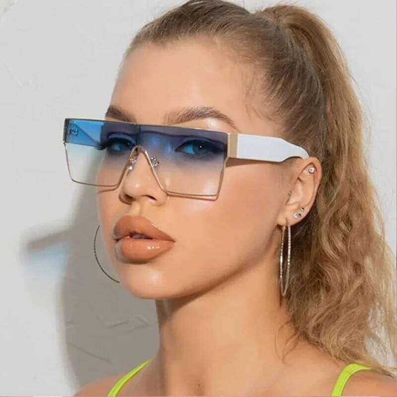 2025 Retro Oversized Square Women Sunglasses Fashion One Piece Clear Ocean Gradient Lens Shades UV400 Men Trending Sun Glasses Y260207