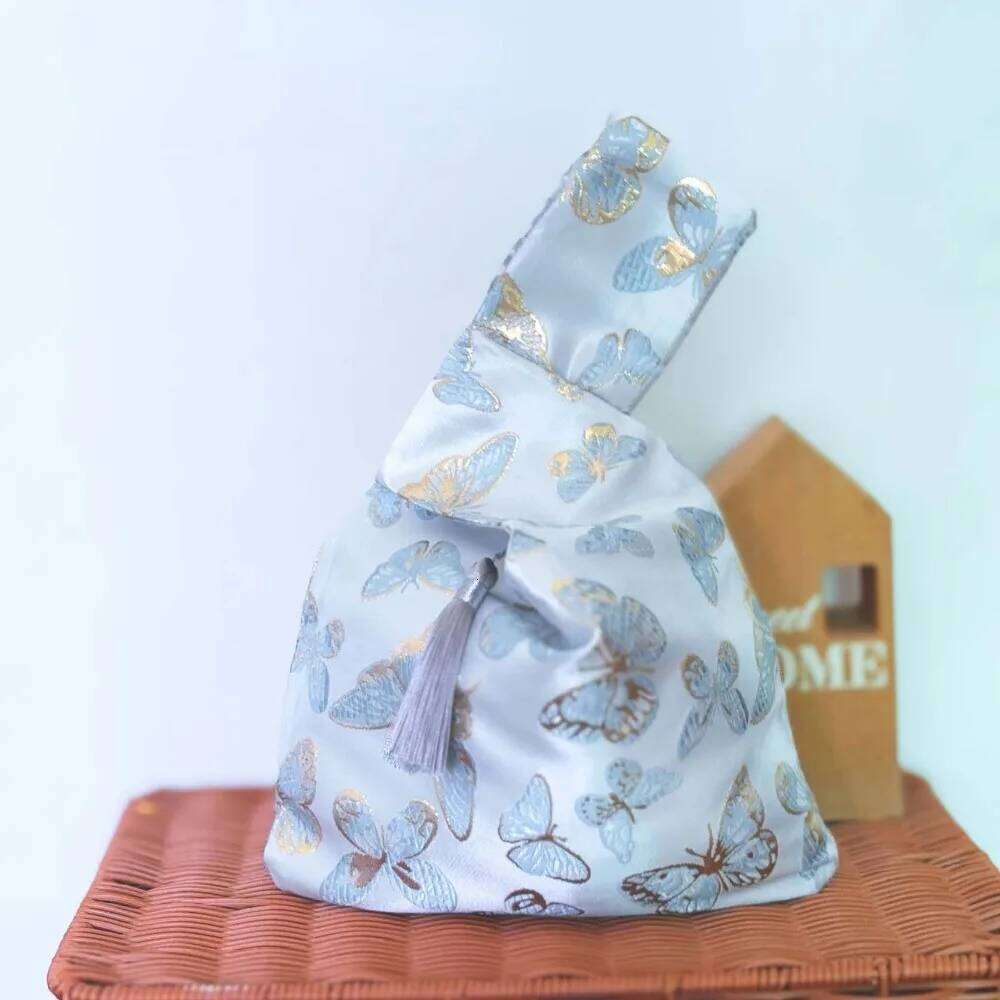 Flower Pendant Tassel Knot Wrist Bag Hanfu Accessories Storage Purse New Chinese Style Handbag Elegant Sweet Small Item Pouch