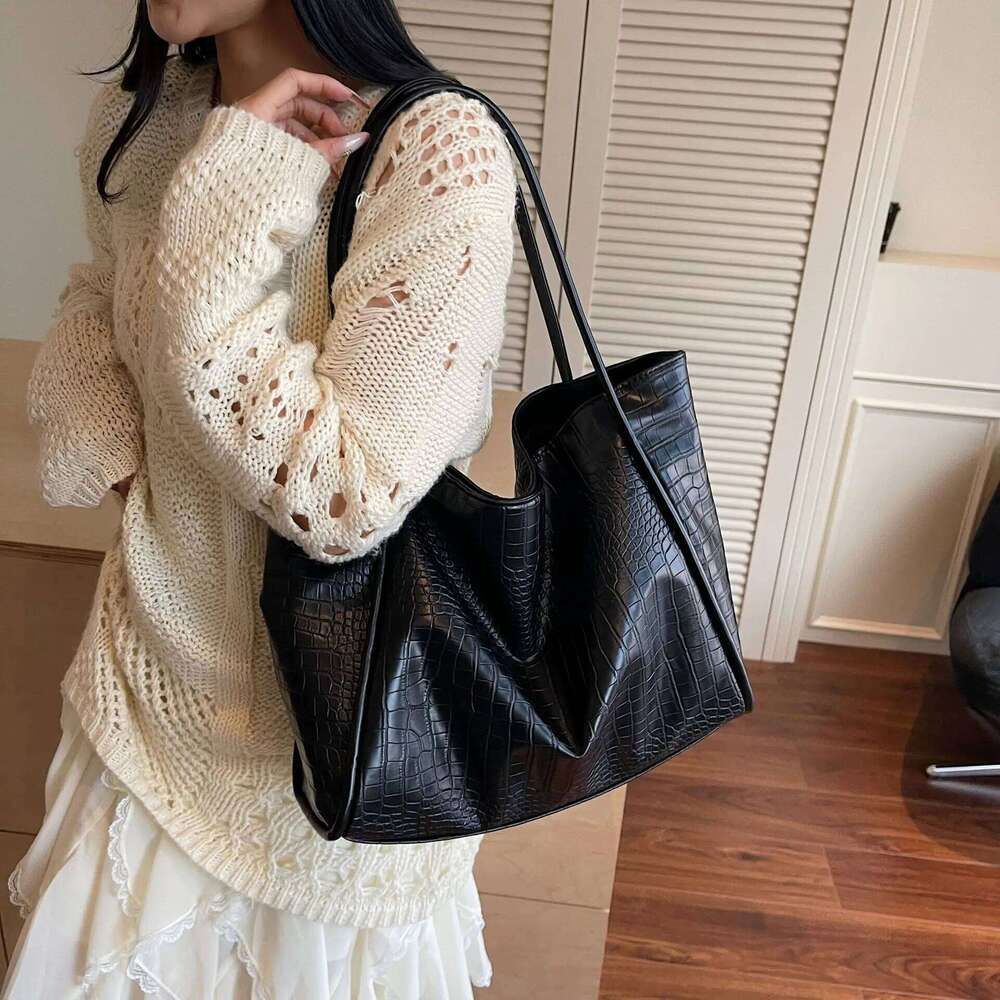 Vintage PU Leather Women Tote Bags 2025 New Large Capacity Fashion Handbags High Grade Versatile Shoulder Bag C260207
