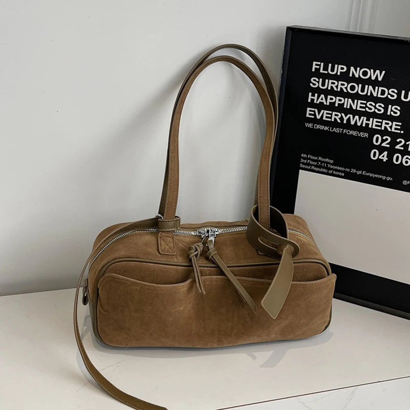 Retro Red Suede Wedding Shoulder Bag Women Versatile Underarm Bags Elegant Female Large Capacity Handbags 260123
