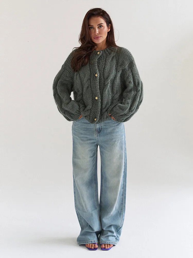 Elegant Thick-knit Womens Sweater Loose Solid O-neck Single Breasted Sweaters Female 2026 Fashion Spring Lady Knitwear 260122