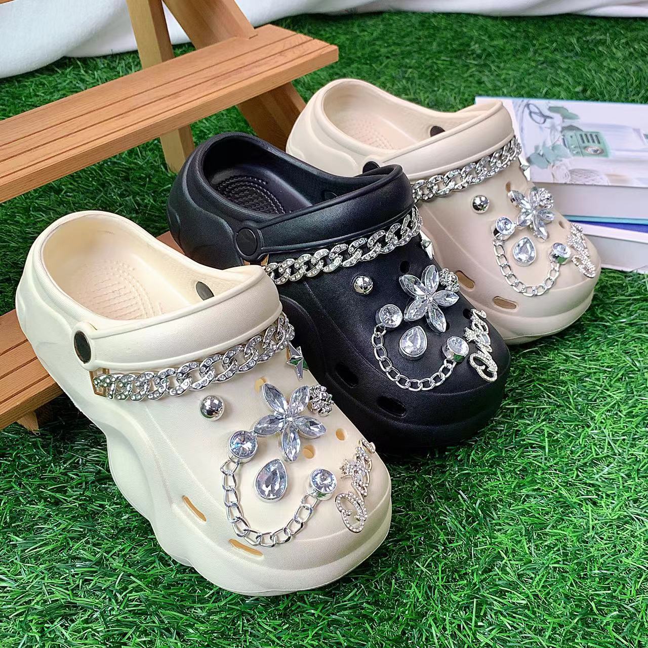 Free shipping: Designer slippers, women's fashion embroidered canvas embroidered linen high heels, sandals, platform skates