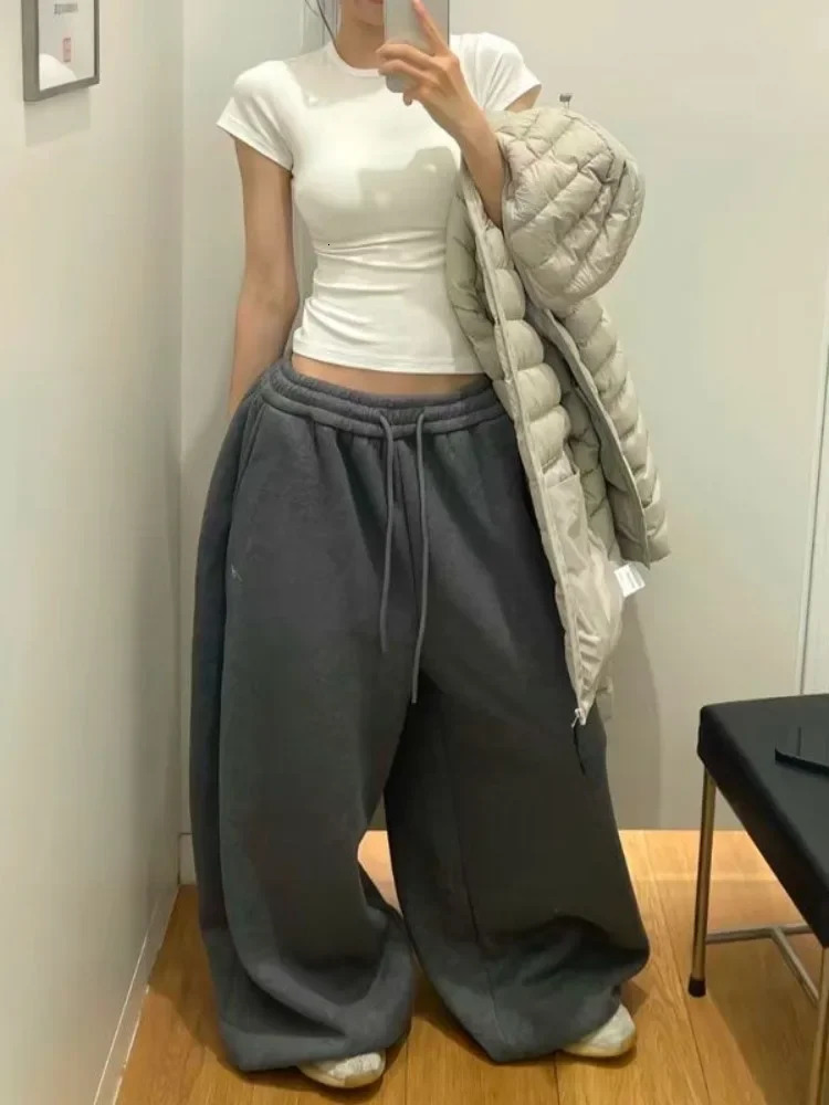 Y2K Streetwear Gray Sweatpants Woman Korean Oversized Loose All Match Sports Pant High Waist Drawstring Casual Wide Leg Trousers 260130