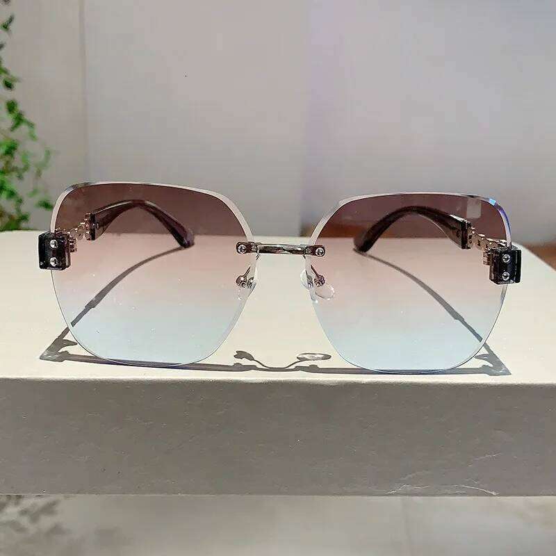 Unisex 2025 New Borderless Metal Chain Simple Fashionable Cool Versatile Luxury Brand High Quality Popular Sunglasses Y260207