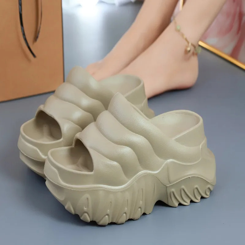 Super High 10 cm Heel Slipper Woman Thick Sole Open Toe Shoes Summer Womens Platform Plain Elevator Gothic Style Slides 260208